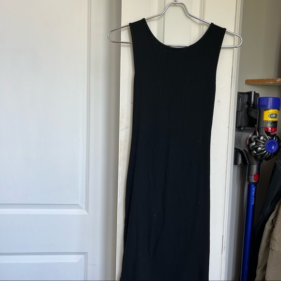 Black Dress with Cutout - Picture 4 of 5